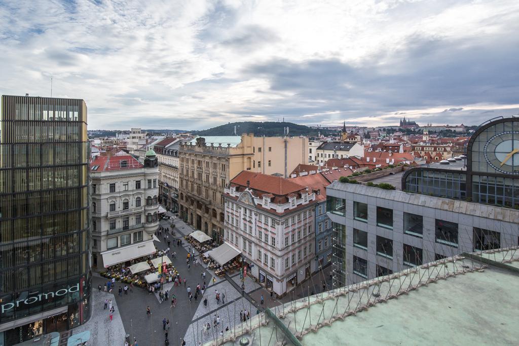 Merchants Crown Suites And Spa Прага Екстериор снимка View of the city centre